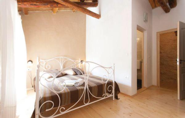 Villa 704 Batlug Экстерьер фото